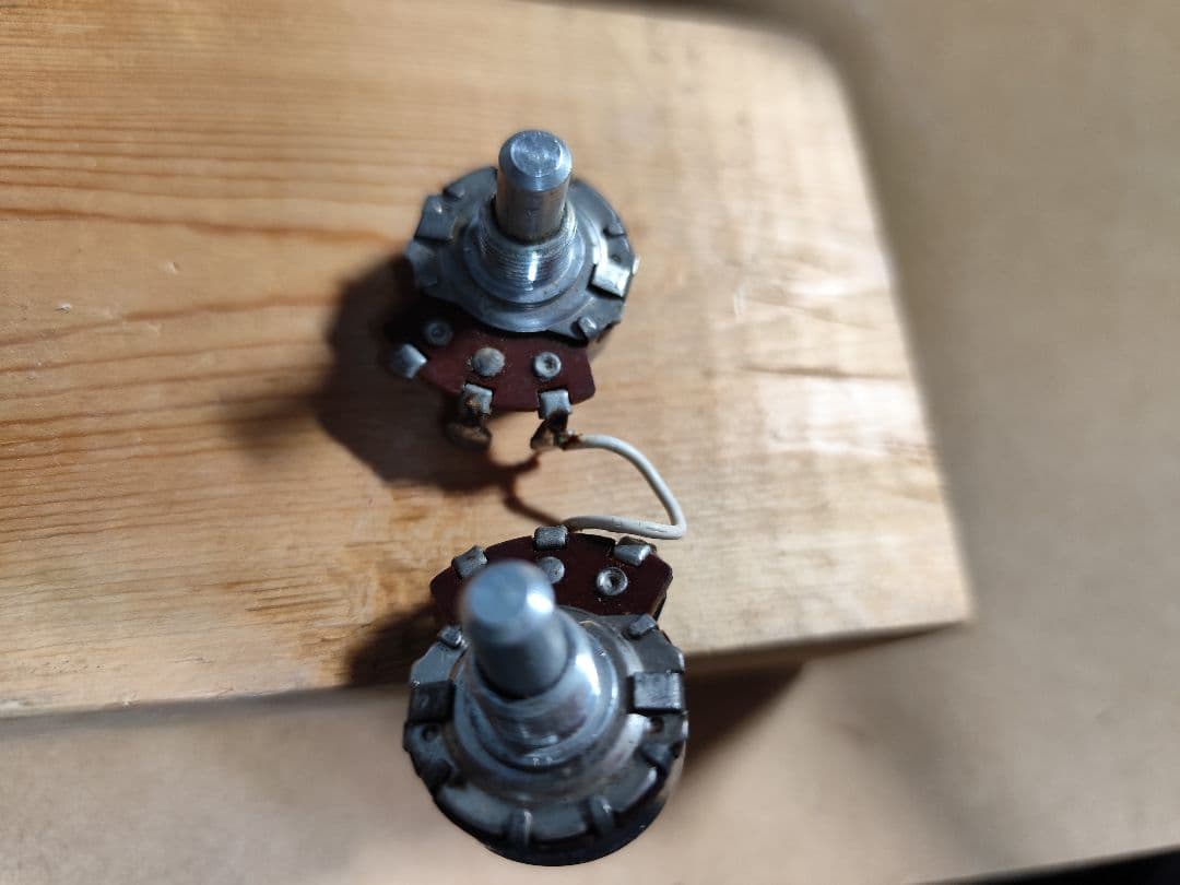 ビンテージフェンダーポット コンデンサー STACK POLE 1973年