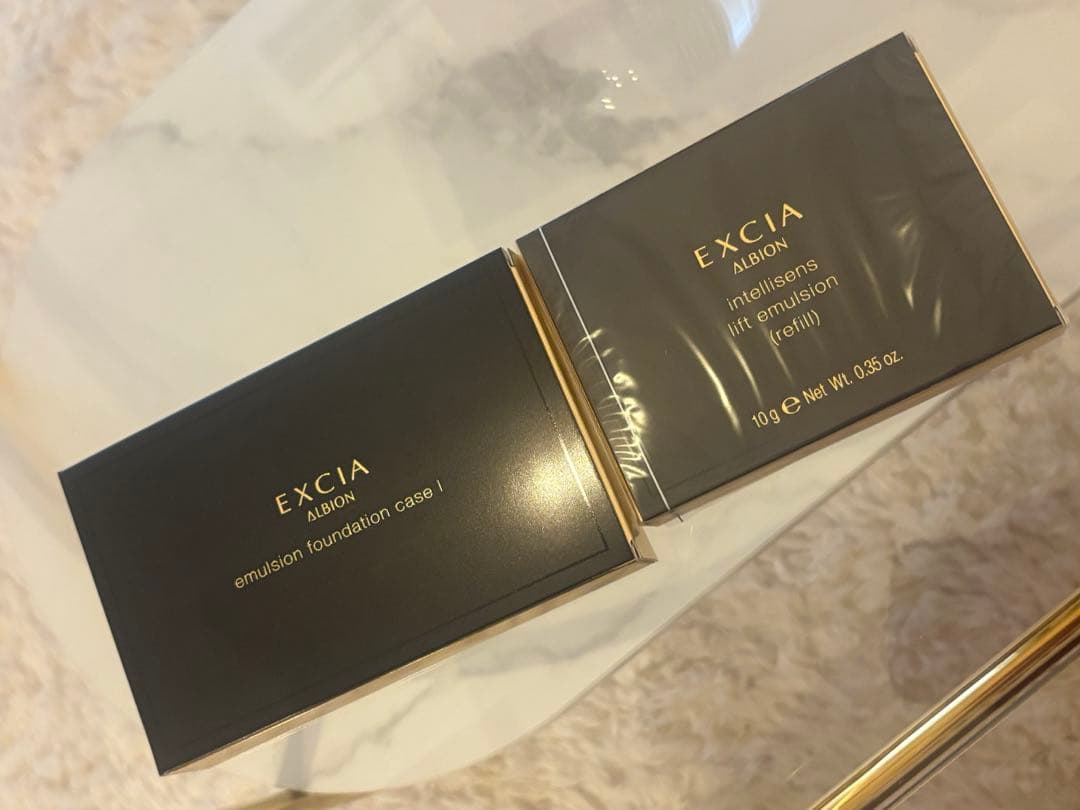 新品未開封エクシア　エマルジョンファンデーション