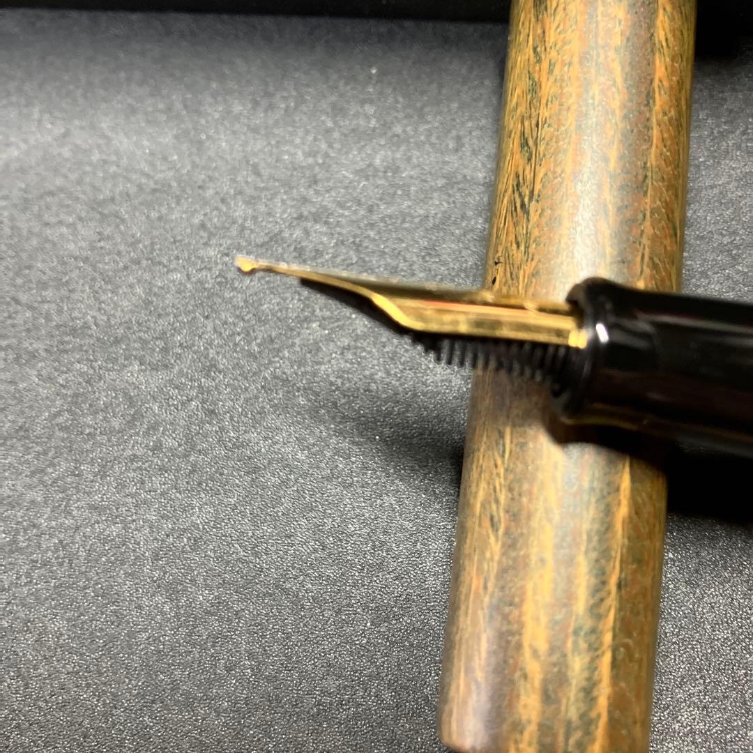木軸万年筆　ワンチャー製　渓流ニブ　試し書きのみ使用