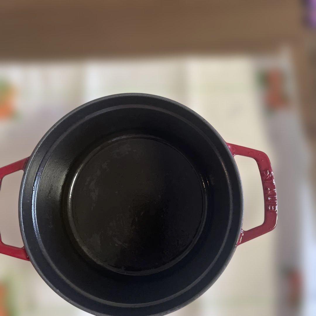 ストウブ　ココットラウンド　20センチ