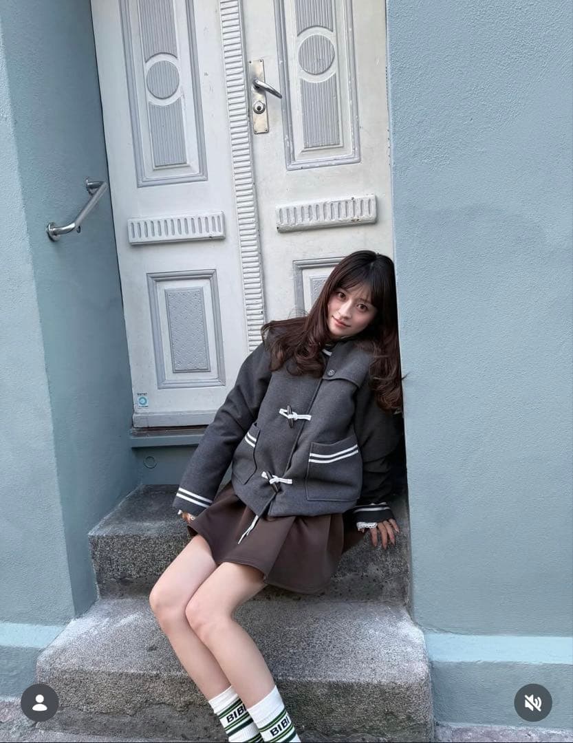 【新品未使用】Bibiy. セーラー襟ジャケット　ダウンショートコート　グレー