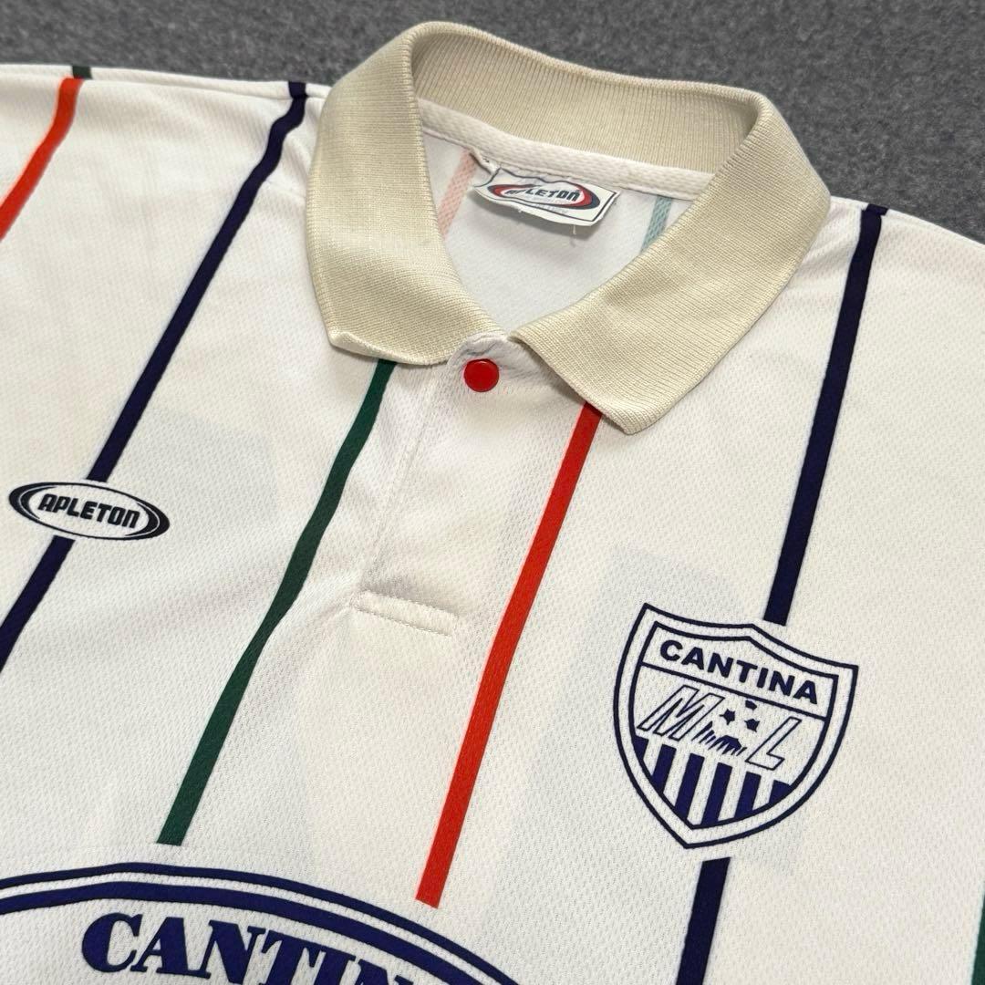 珍品　行列のできるイタリア料理店　カンティーナマンマルチア　サッカーユニフォーム