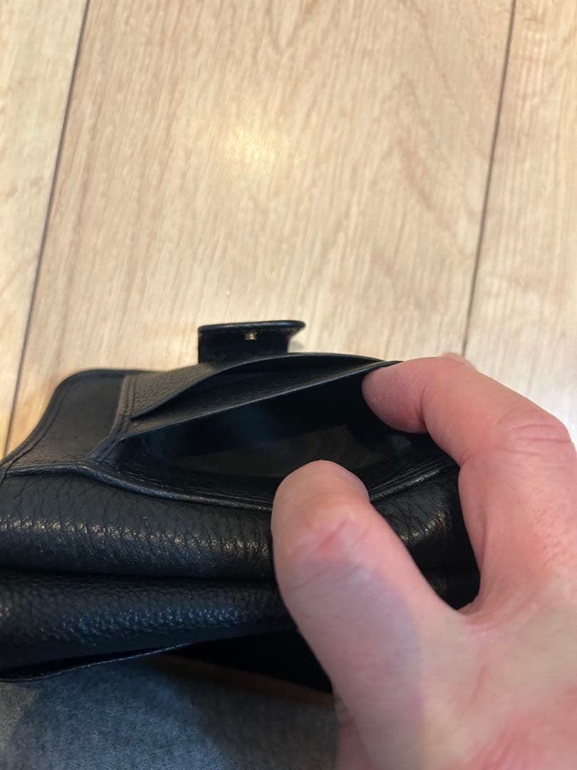 PRADA レディース 二つ折り 財布 正規品 使用感あり