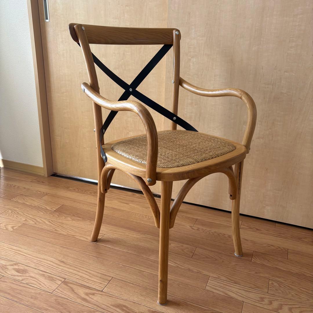 【うさぎ】クラッシュゲート　クロスバックアームチェア