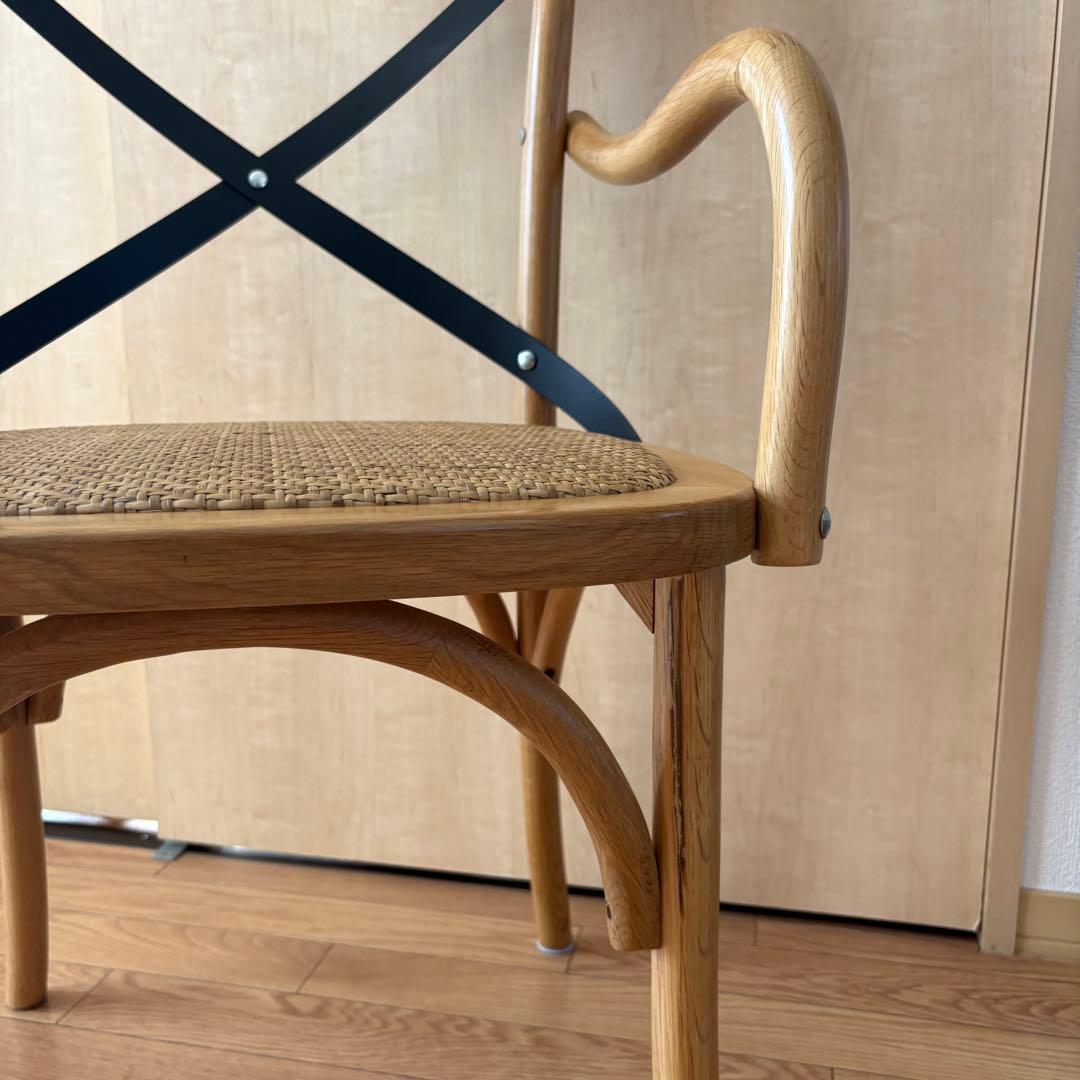 【うさぎ】クラッシュゲート　クロスバックアームチェア