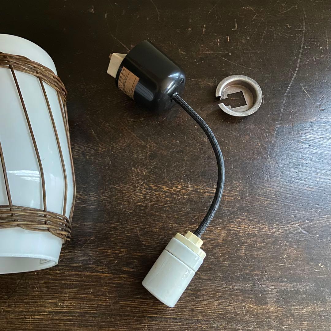 天井照明　和モダン　乳白ガラス　昭和レトロ　ペンダントライト