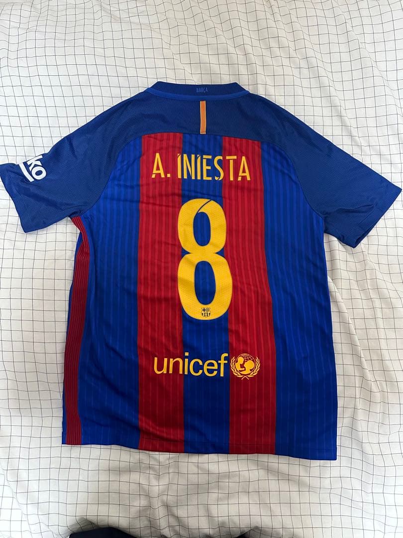 【超希少】　現地購入　イニエスタ　ユニフォーム　16/17シーズン　バルセロナ