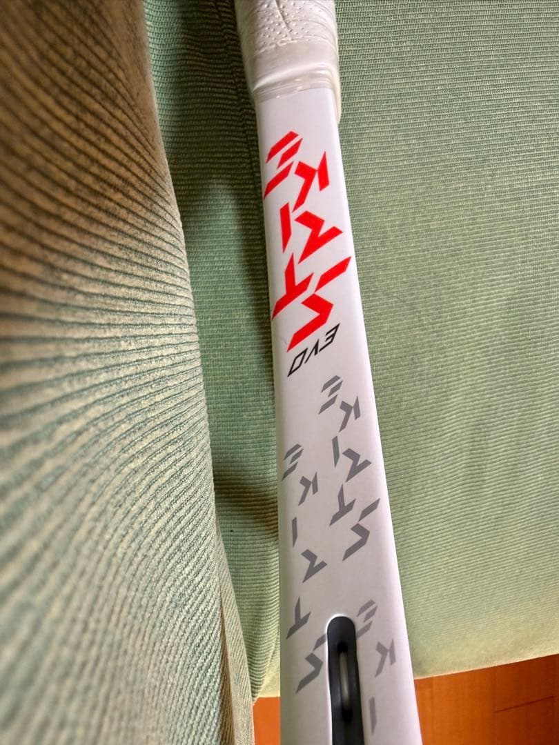 【美品】バボラ　エボ　ストライク G2