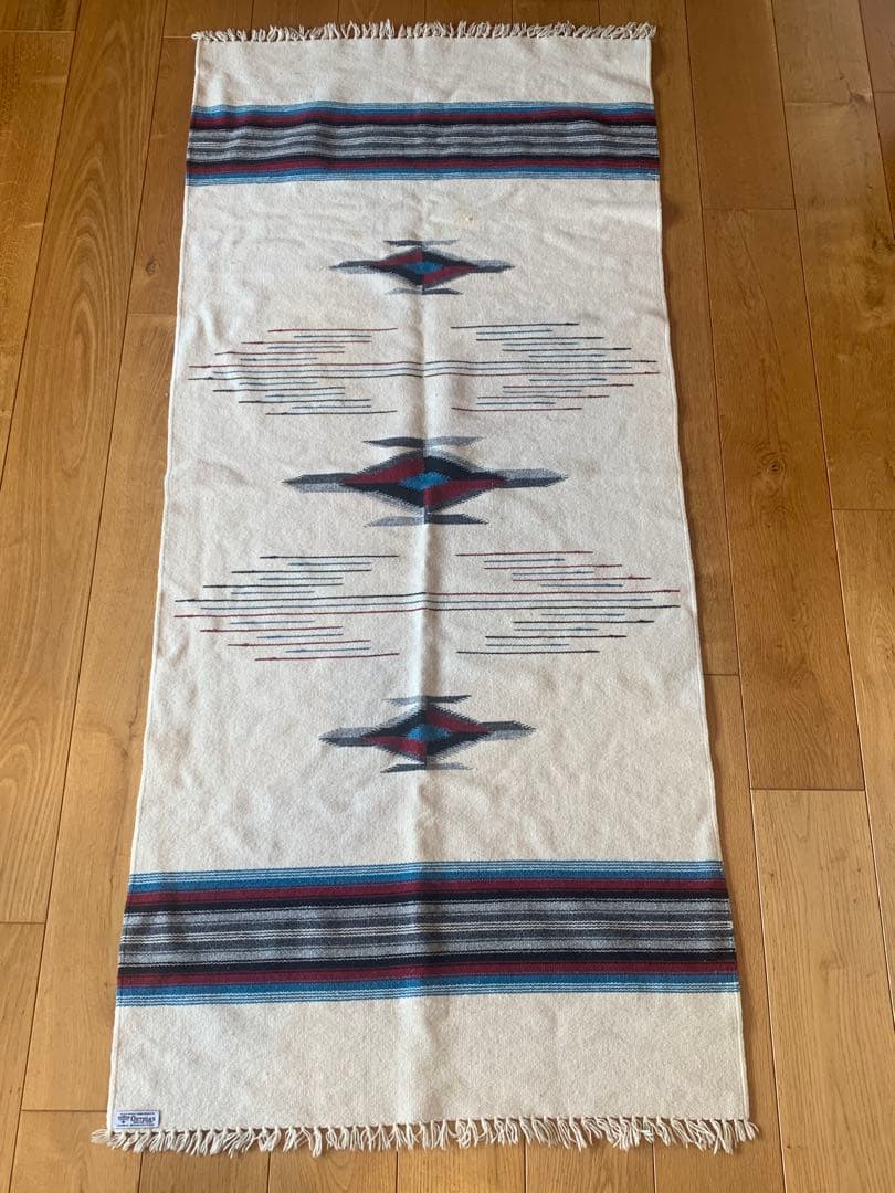 オルテガ　ブランケット　ラグ