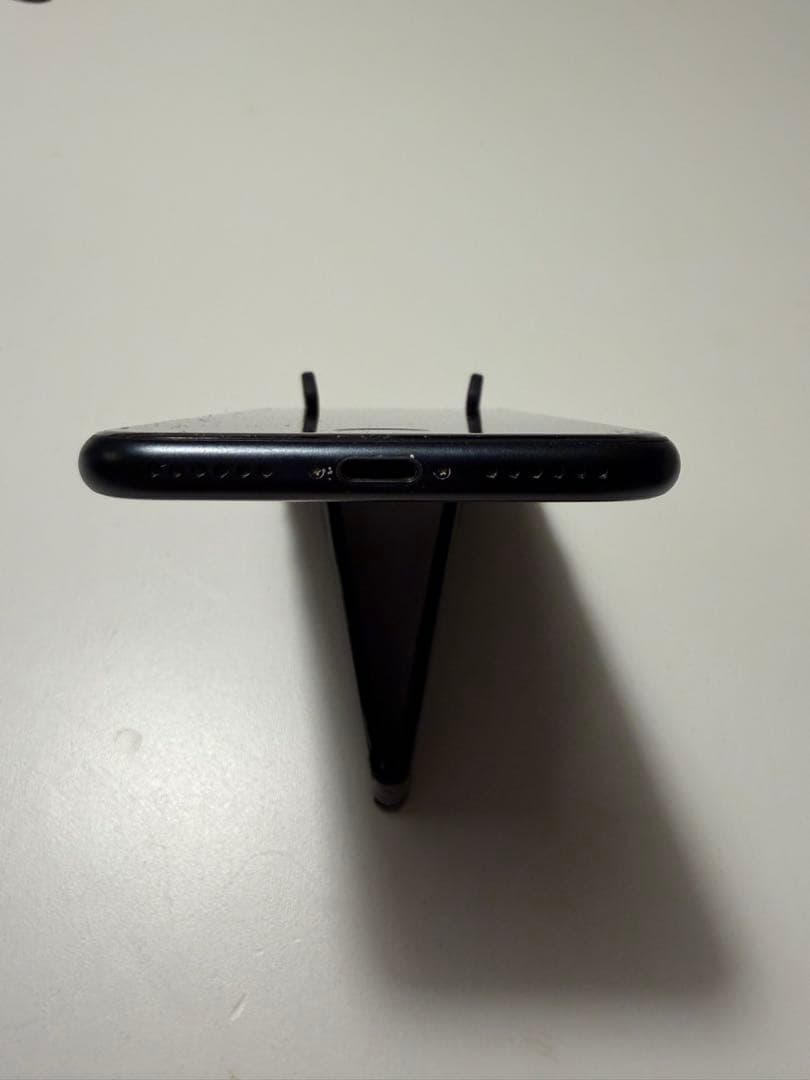 Apple iPhone SE (第3世代) ブラック