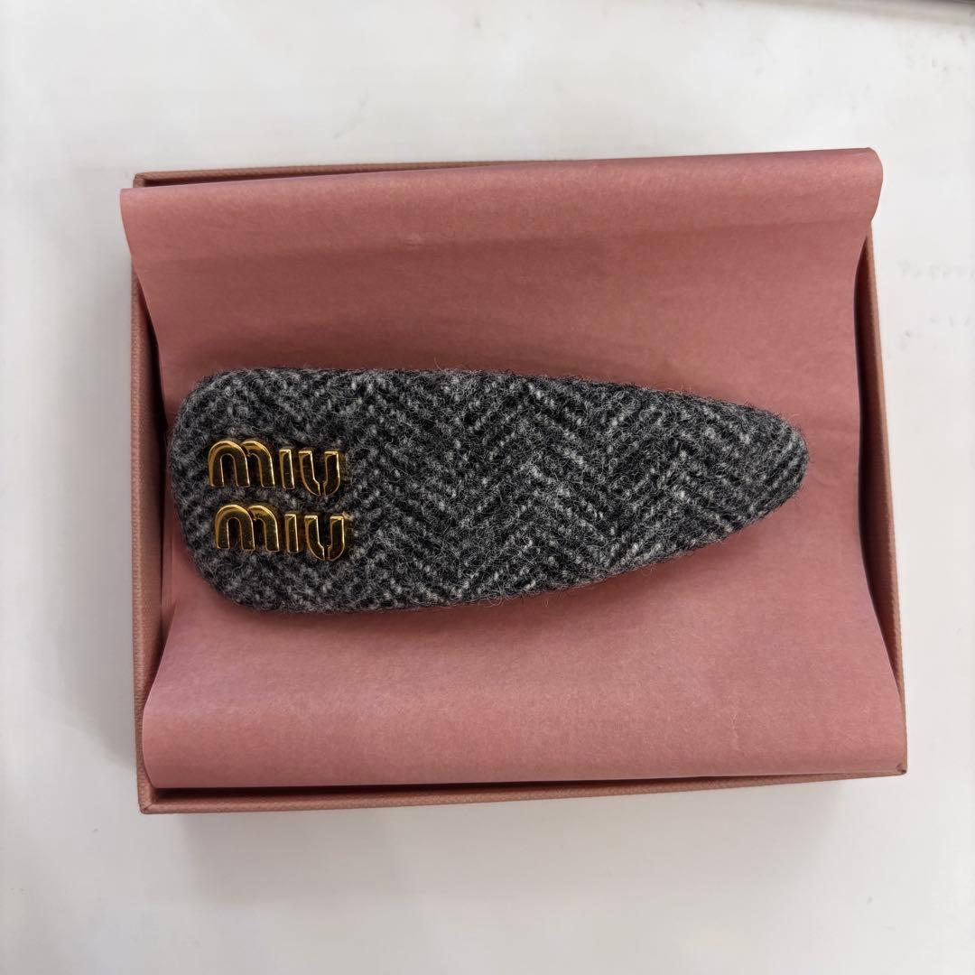 ✨美品 miu miu ミュウミュウ シェブロン ウール ヘアクリップ バレッタ