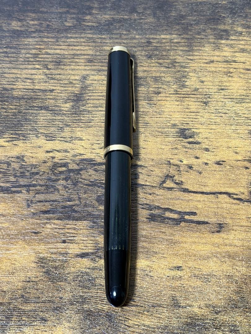 1970年代　ペリカン　万年筆　400NN ブラックストライプ　14c 細字