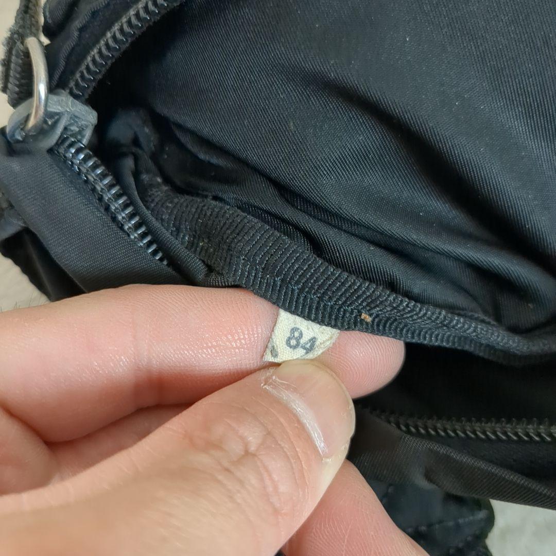 PRADA ボディバッグ ブラック テスートナイロン 三角ロゴ ウエストポーチ