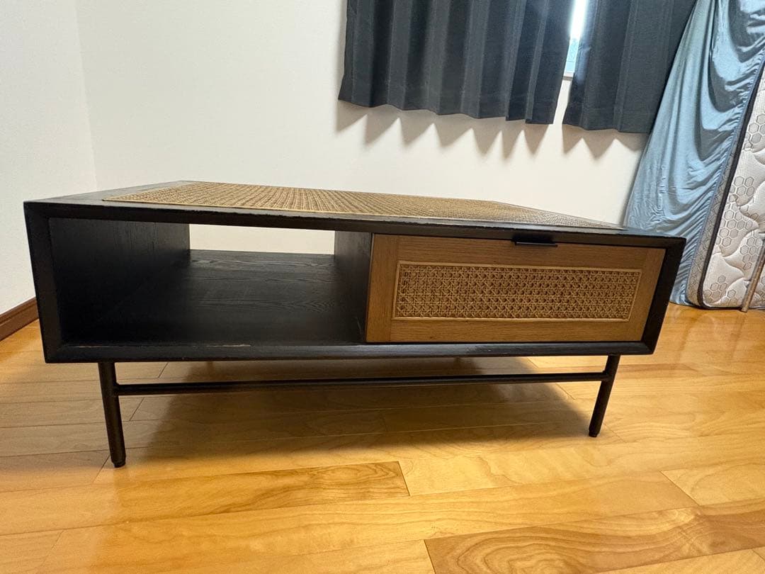 モダン木製センターテーブル 引き出し付き