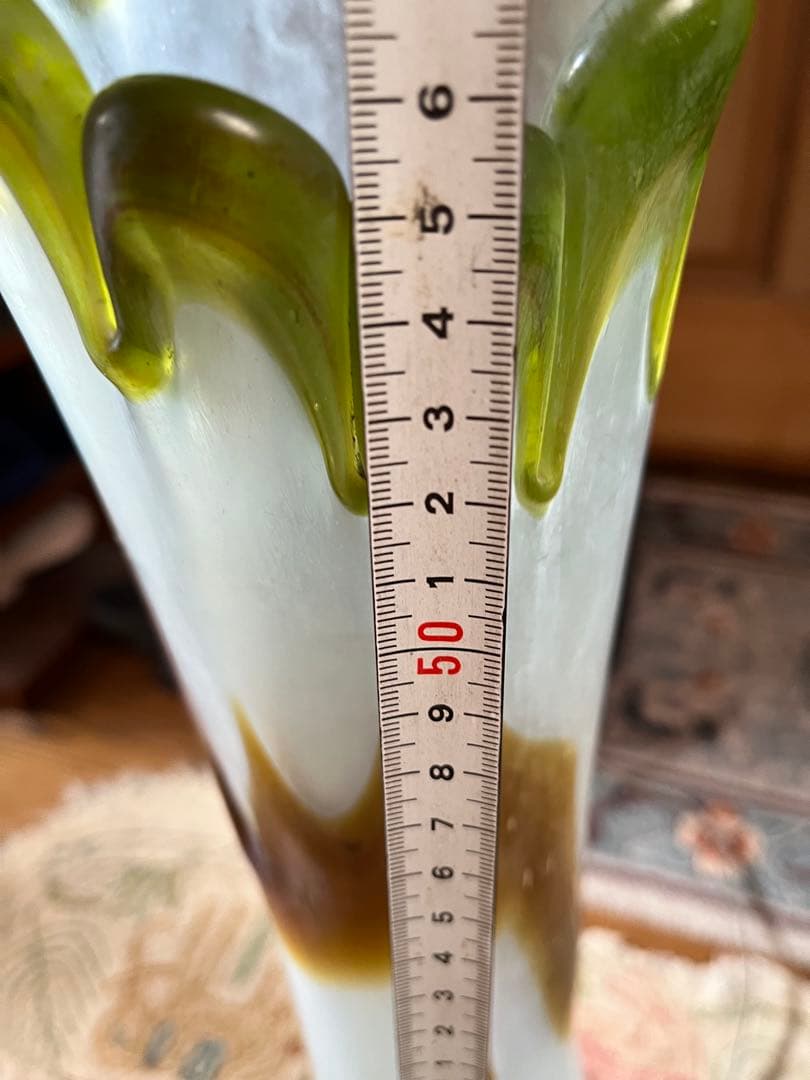 ガラス花瓶　ヴィンテージ 背の高い花瓶