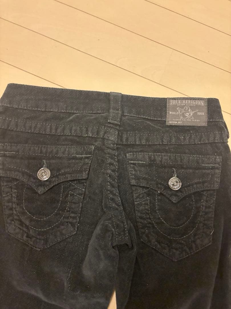 True religionコーデュロイフレアパンツ ブラック