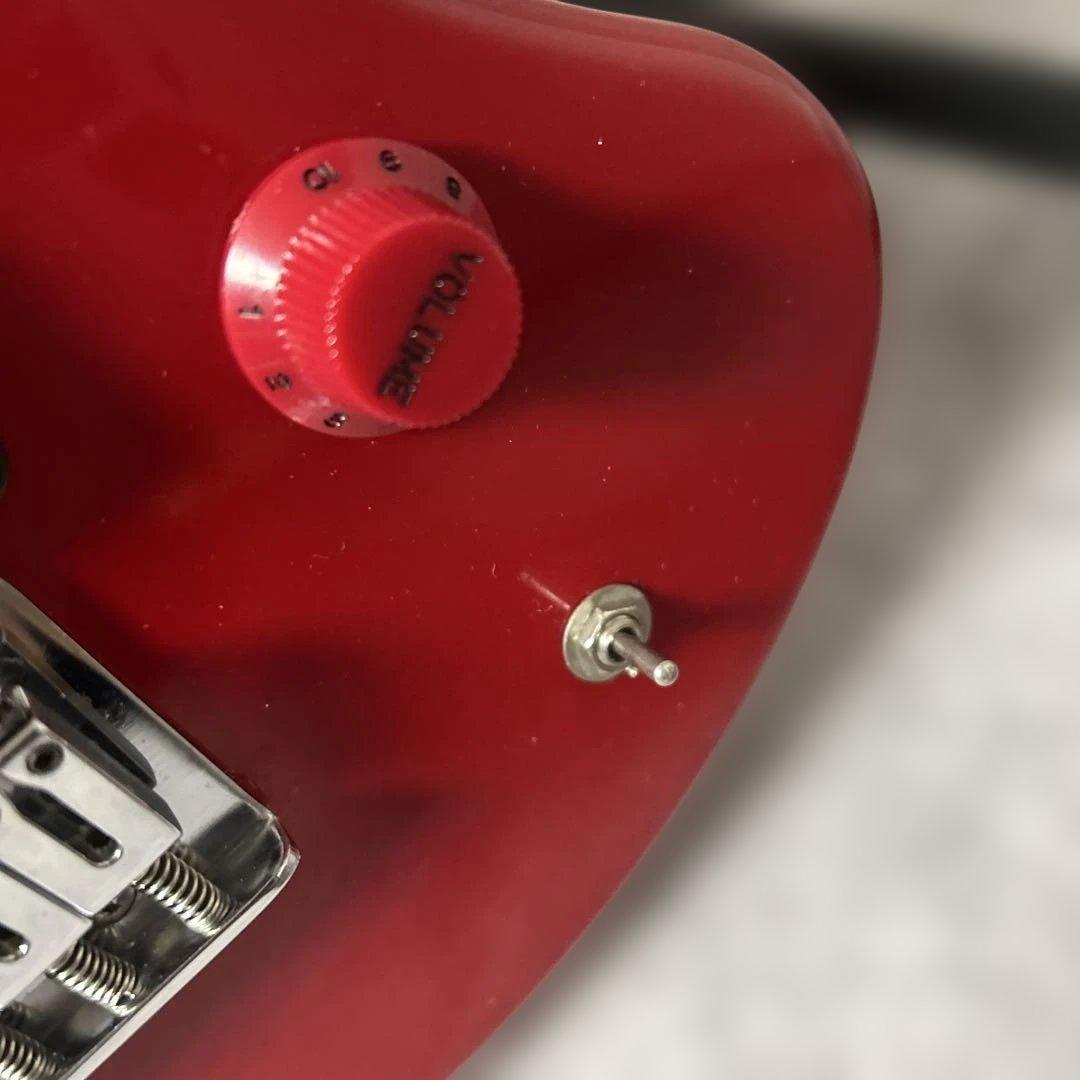 FERNANDES ZO-3 ベース レッド　動作確認済