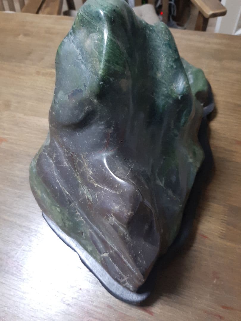 観賞石　緑石　水石