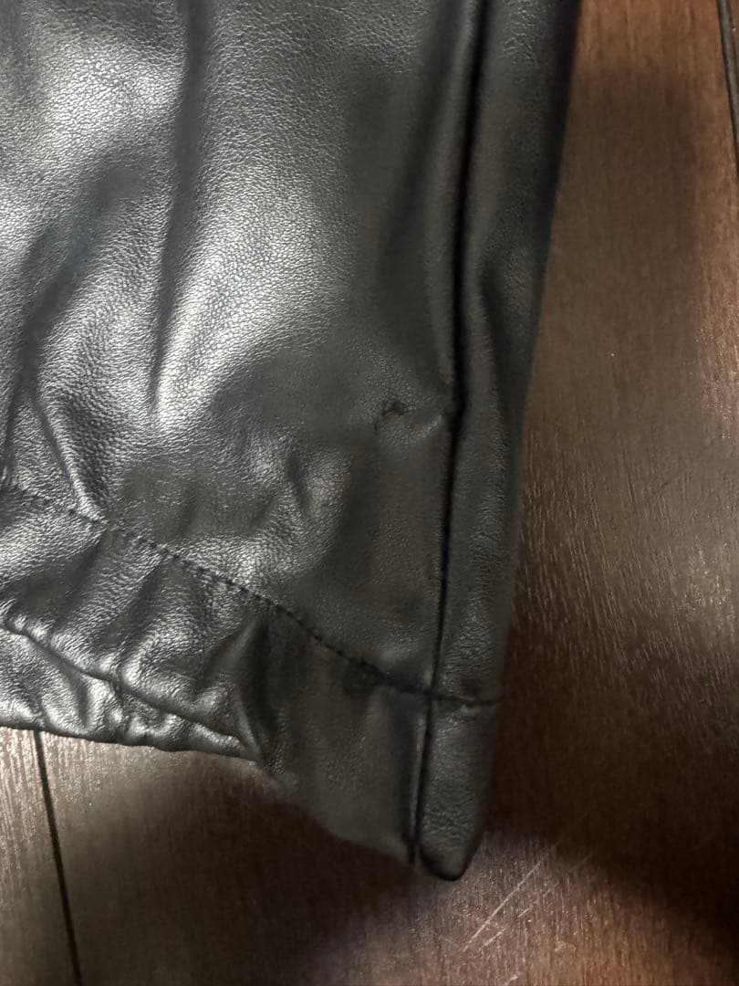 【美品】ディーゼル Dロゴ付ダーツ加工エコレザーパンツ D-MARTY-LTHF