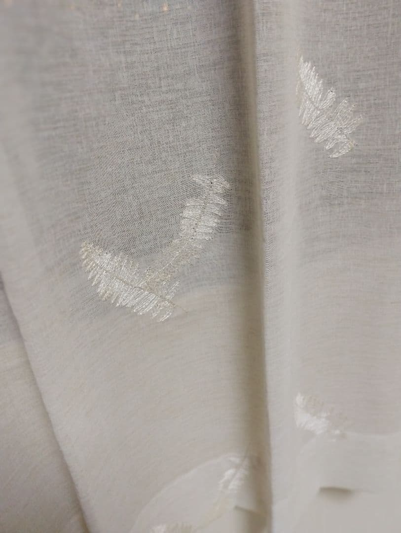 ベージュ 花柄 ドレープカーテン