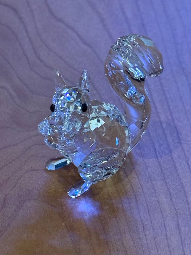 クリスタル リス 置物 スワロフスキー