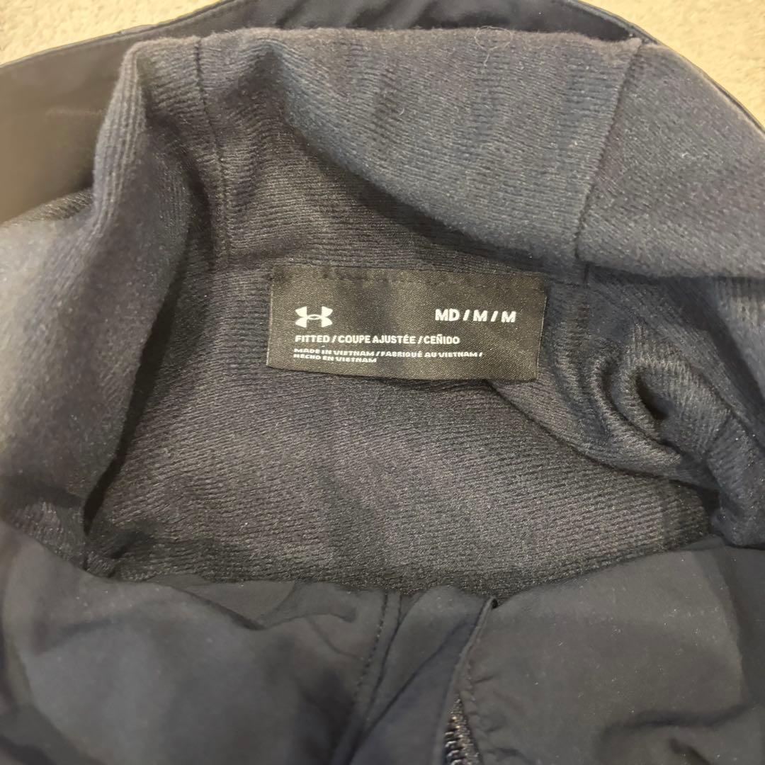 UNDER ARMOUR フード付きジャケット×パンツ　セットアップ