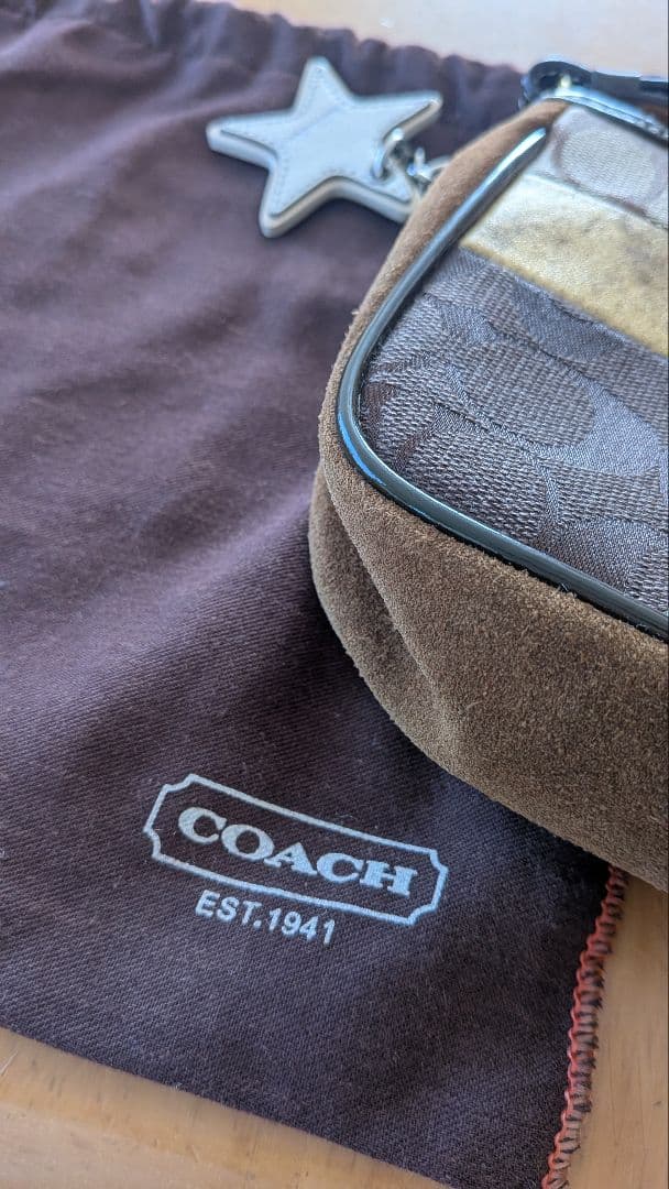 り*な様 COACH マルチカラーパッチワークポーチ