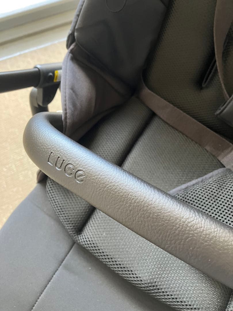 【2025年購入／使用回数少美品】アップリカ ルーチェフリー ベージュ