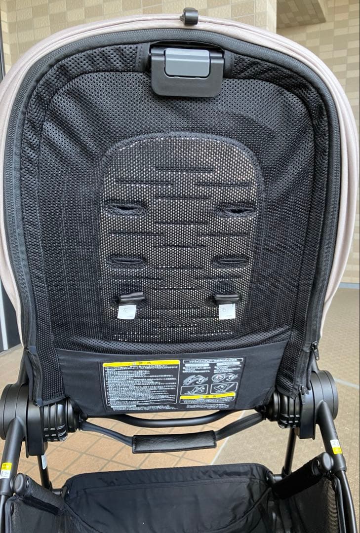 【2025年購入／使用回数少美品】アップリカ ルーチェフリー ベージュ