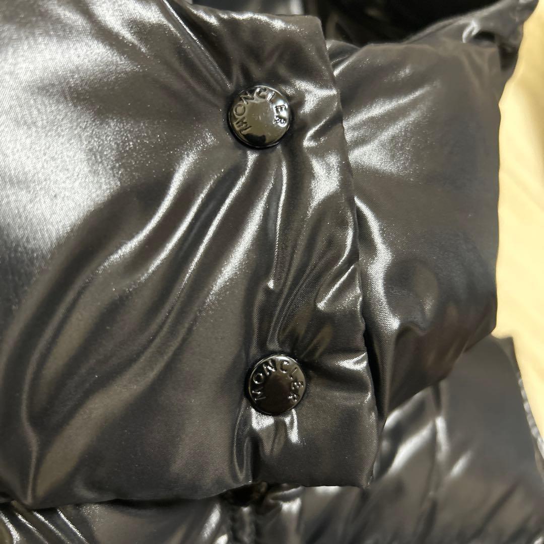 T-MUNE モンクレールブラック ダウンベスト フード付き　GALENE