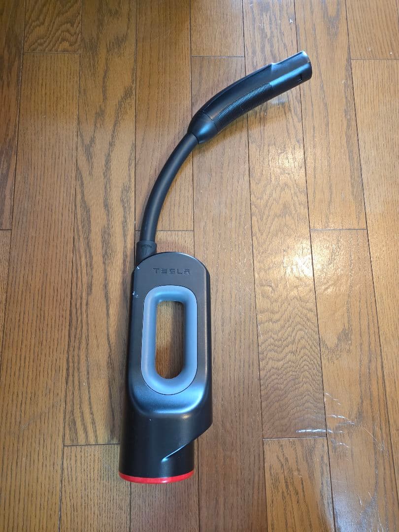 TESLA CHAdeMO Adapter （チャデモアダプター）