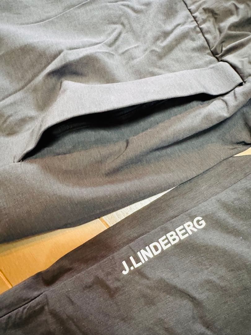 ジェイリンドバーグ　ブラック フルジップジャケット 中綿パネル付き　M