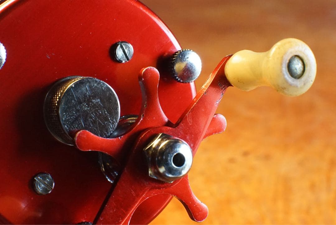 ABU アンバサダー 5000 メンテ済 フレーム修正済