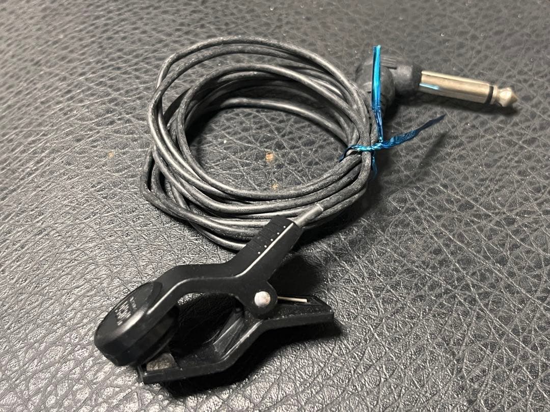 春日フラットマンドリン M-30 クリップピックアップ、ハードケース付き！