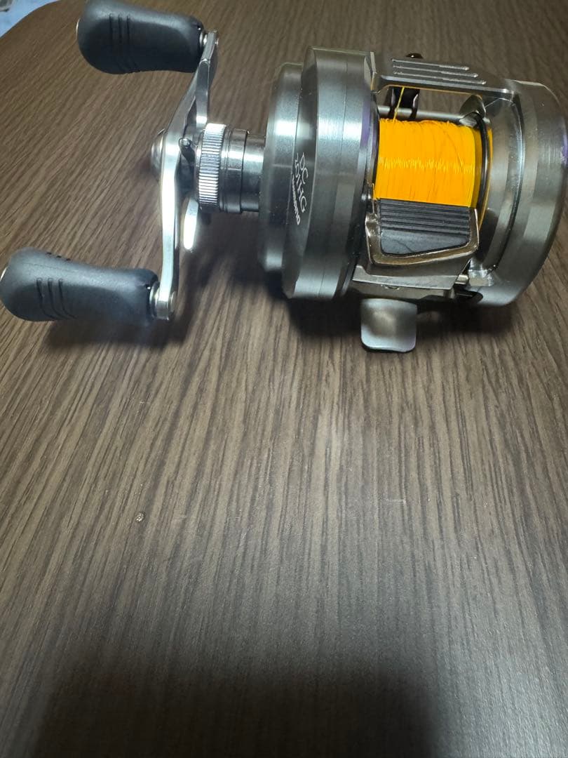 リール Shimano 20Calcutta Conquest DC 201HG