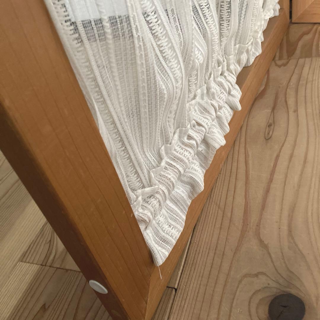 カントリー家具　フレンチ　レースのパーテーション