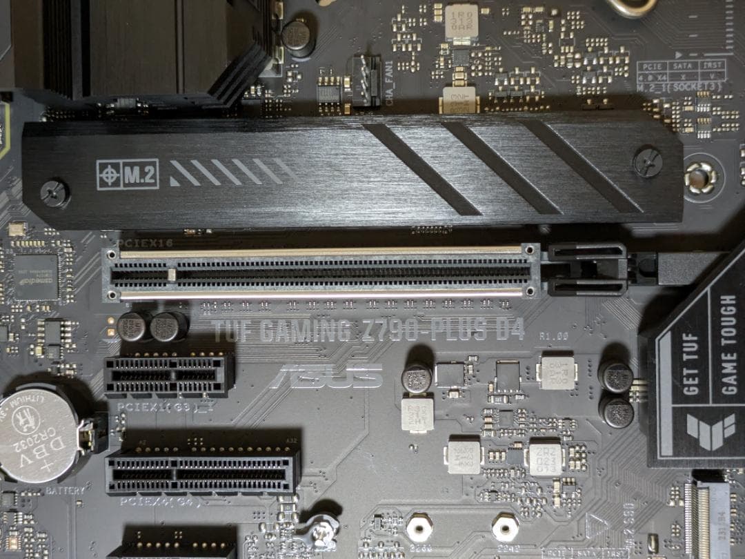 ASUS TUF GAMING Z790-PLUS D4 マザーボード