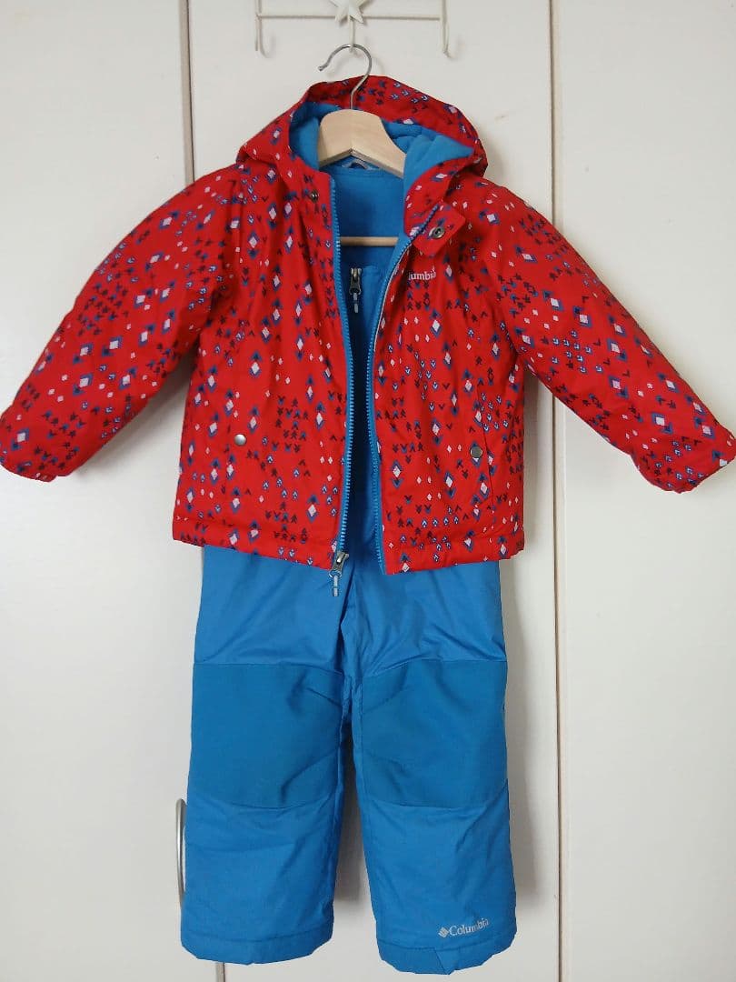 新品コロンビア　スキーウェアセット　上下　ジュニア　キッズ　100 スノーウェア