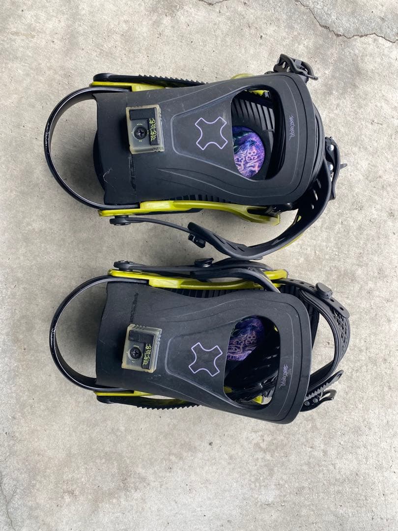 ビンディング　スノーボード　BENTL ベントメタル　LOGIC