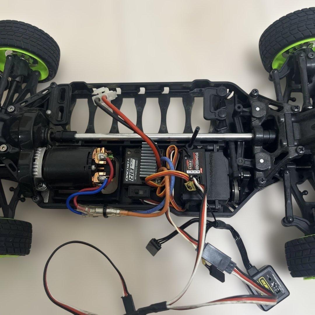 超メルカリ市値下げ！ラジコン一式 バッテリー2本、充電器付き