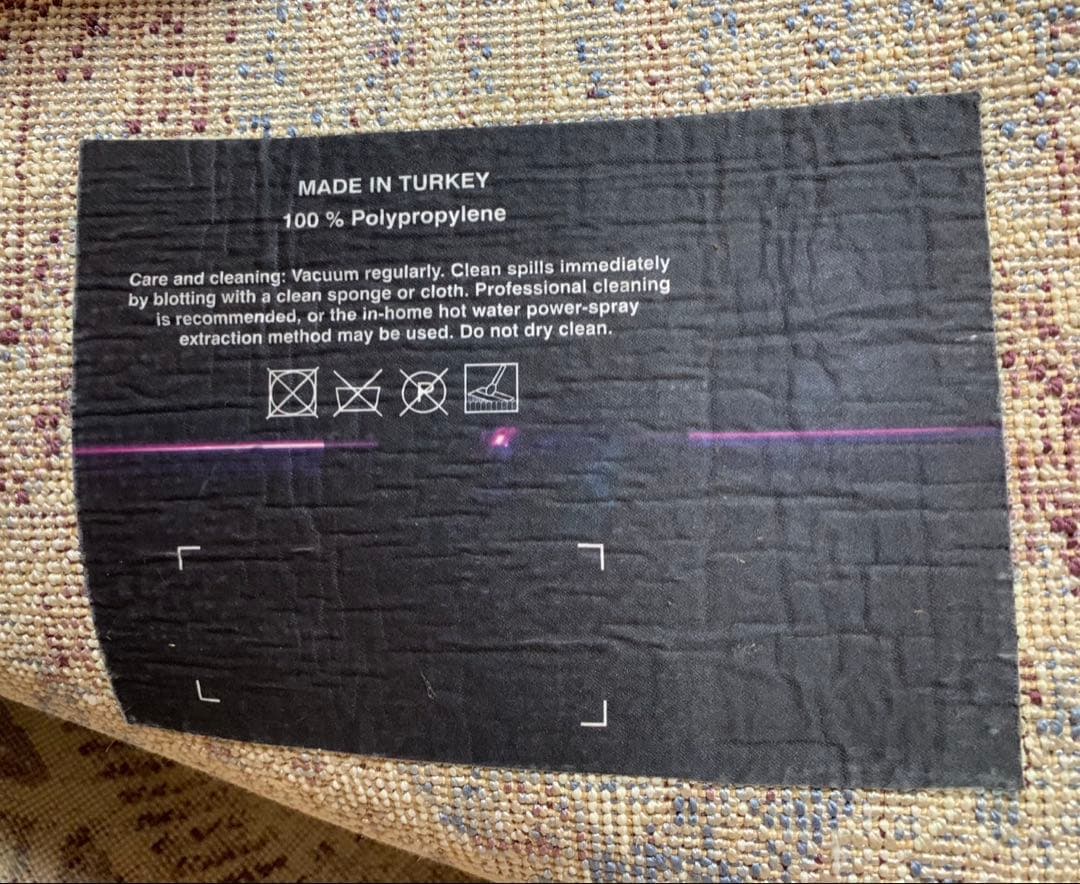 幾何学模様ラグ 100%ポリプロピレン トルコ製