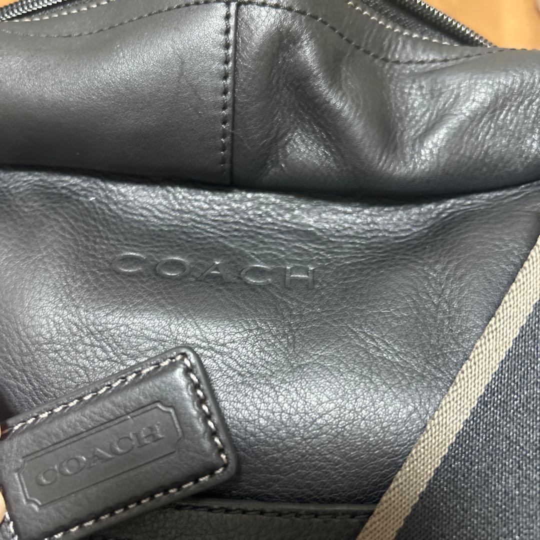 櫻*屋様 COACH ブラック ボストンバッグ ショルダーストラップ付き