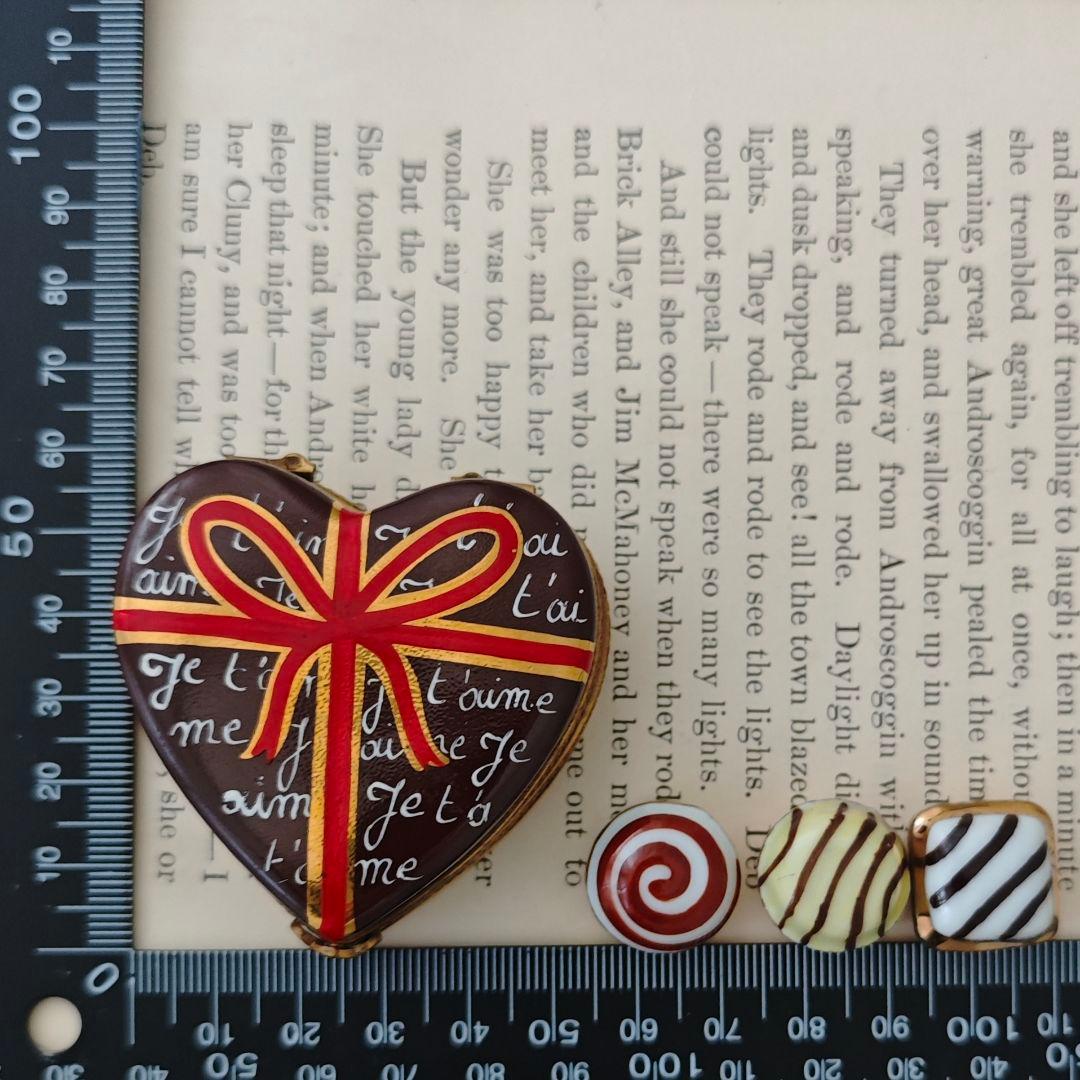 リモージュボックス　ハート型のチョコレートボックス　フランス製　磁器
