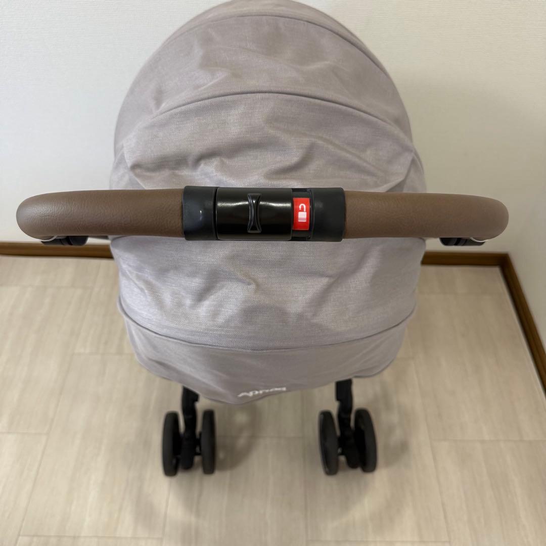 【極美品】2024年モデル アップリカ ラクーナビッテクッション ベビーカー
