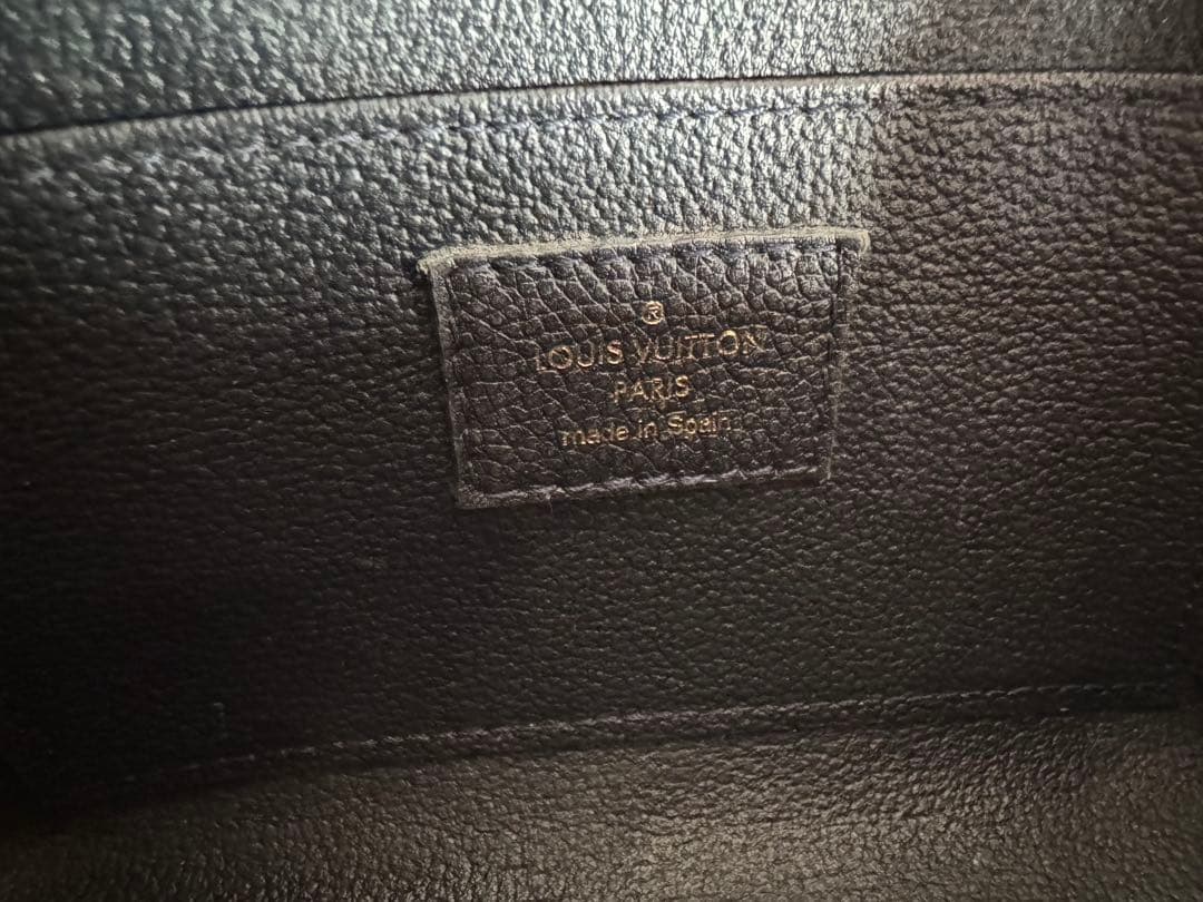 最終値下げ！LOUIS VUITTONポシェットモノグラムアンプラント