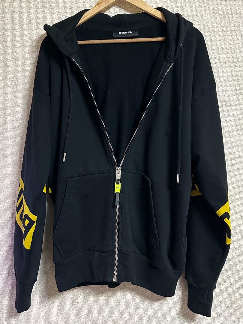 DIESEL ディーゼル　ジップパーカー M 黒