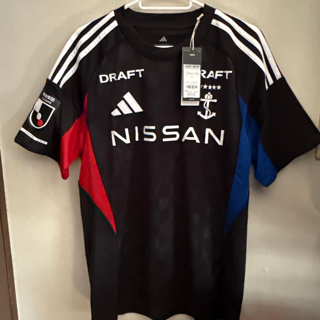 ⭐︎新品⭐︎横浜Fマリノス限定サッカーウェア 黒L