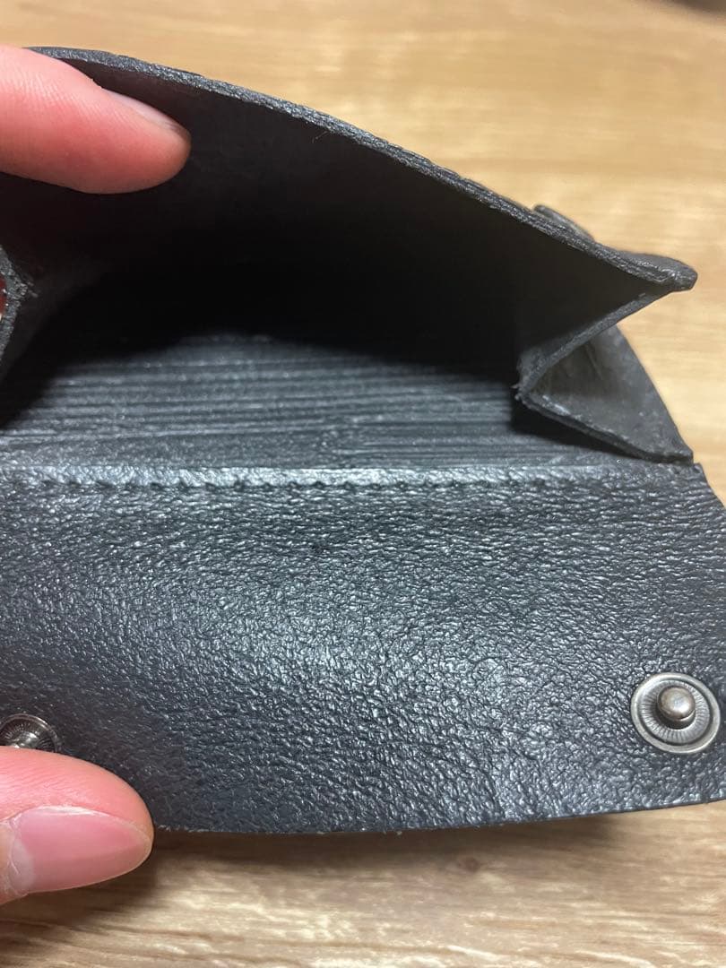 財布　三つ折り　マルジェラ　バレンシアガ　ロエベ