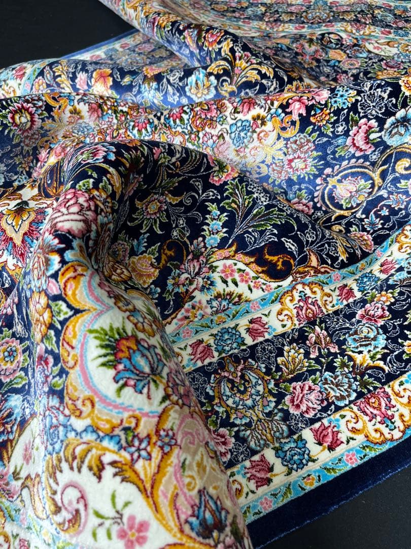 最高級 ペルシャ絨毯シルク イラン クム産 約225万ノット102×153cm