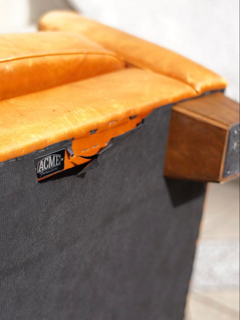 ACME Furniture / アクメファニチャー FRESNO SOFA